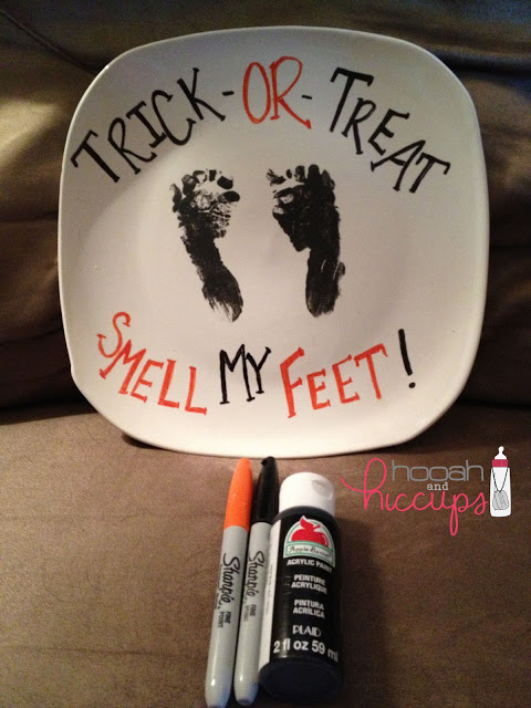 Life and style blogger, The Samantha Show, brings you an easy to create DIY Trick-or-Treat, smell my feet craft for babies. 