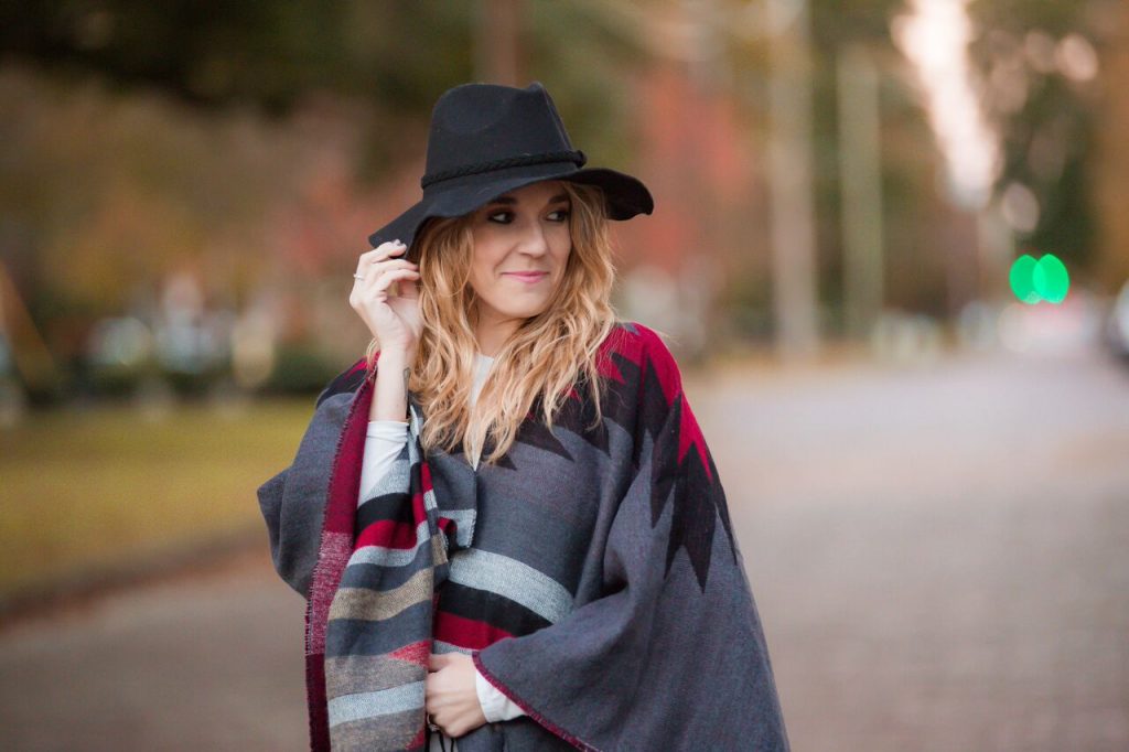 All about the ponchos this fall. Pair with a fun fedora or floppy hat and knee high boots for the ultimate chic yet comfortable fall look- The Samantha Show