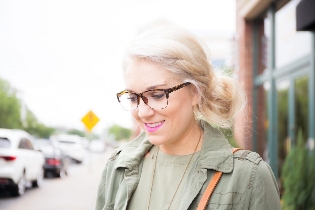 How To Incorporate Frames in your Everyday Look