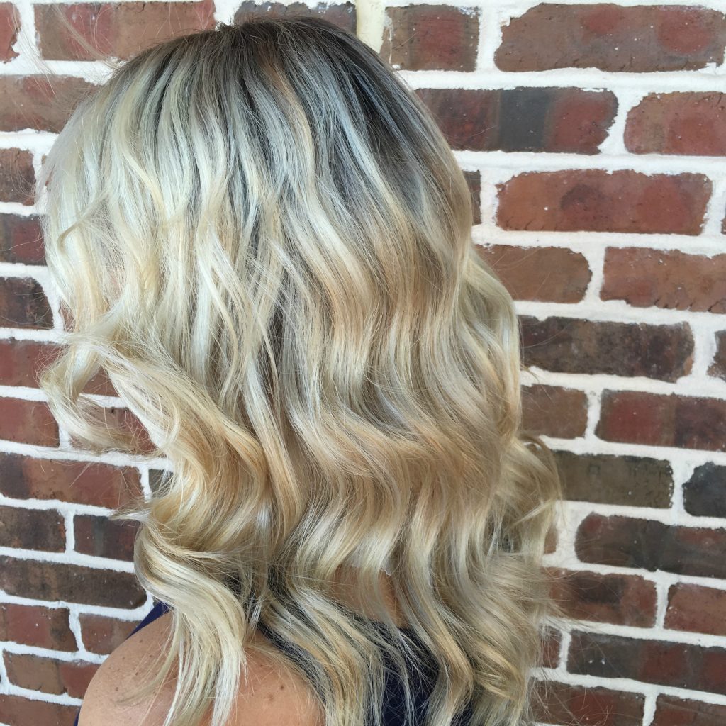 Life and style blogger, The Samantha Show, shares how shadow roots are the perfect way to add a darker color to your blonde & transition your style to Fall.