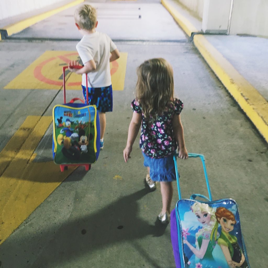 Traveling with kids is hard but sometimes you have no choice, right? So here are a few tips for flying with preschoolers from blogger, The Samantha Show.