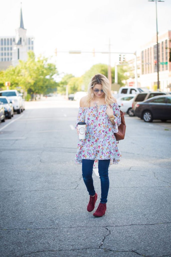 Fall florals are all the rage right now. Life and style blogger, The Samantha Show is sharing a few different ways to work them into your fall wardrobe.