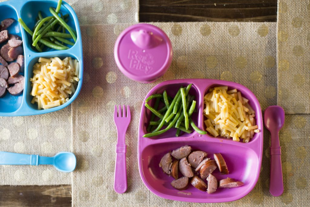 Is your child a picky eater? Life and style blogger, The Samantha Show, shares a secret on how to get your picky toddler to eat. 