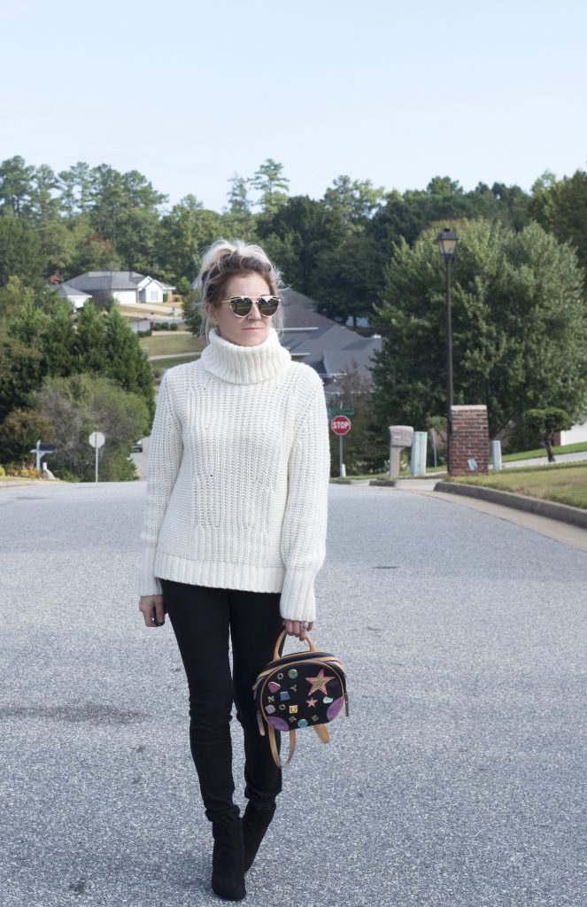 Fall style with thredUP; why pay full price when you can get a whole new wardrobe at a steal?! #secondhandfirst