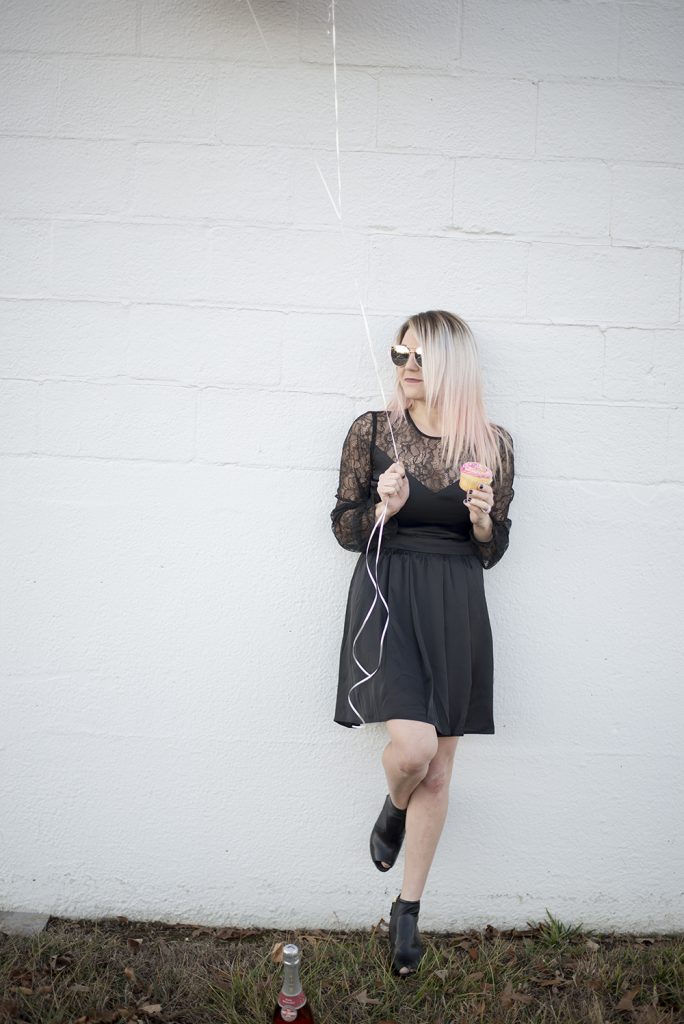 Life and style blogger, The Samantha Show, shares a thirty and flirty and thriving birthday post. A gorgeous dress perfect for the occasion.