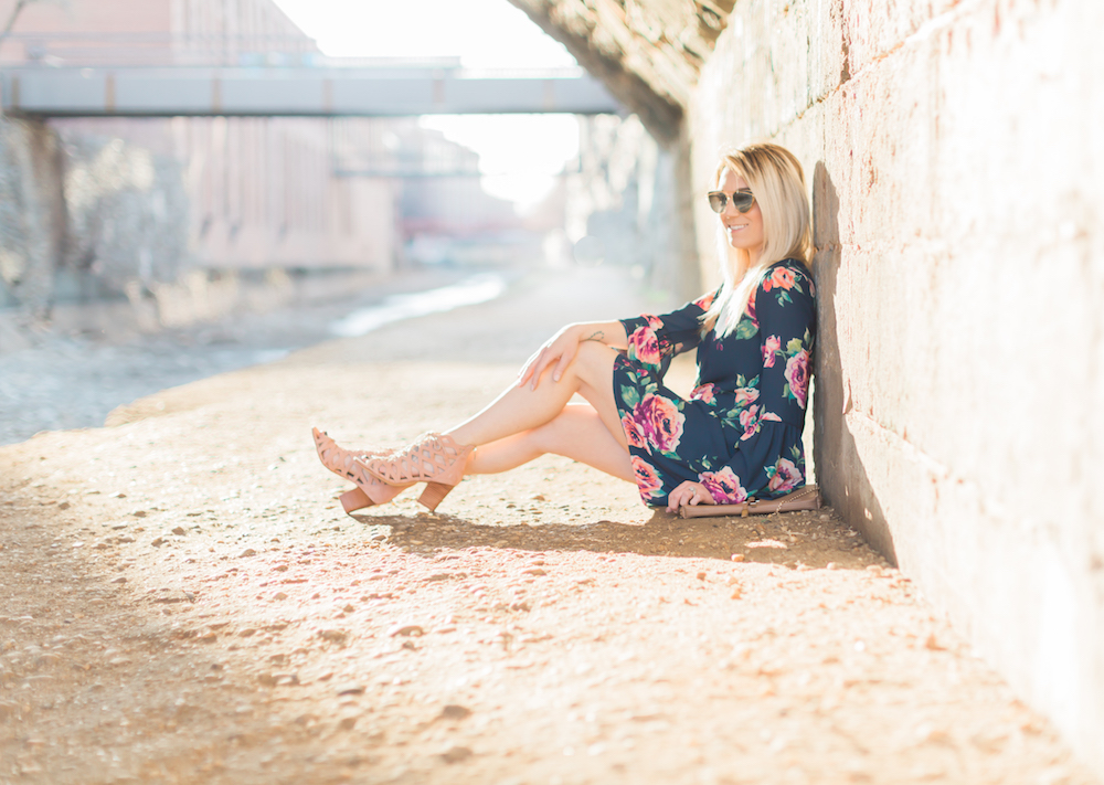 Florals + Blush spring sandals are the perfect combination for the ultimate spring look. 