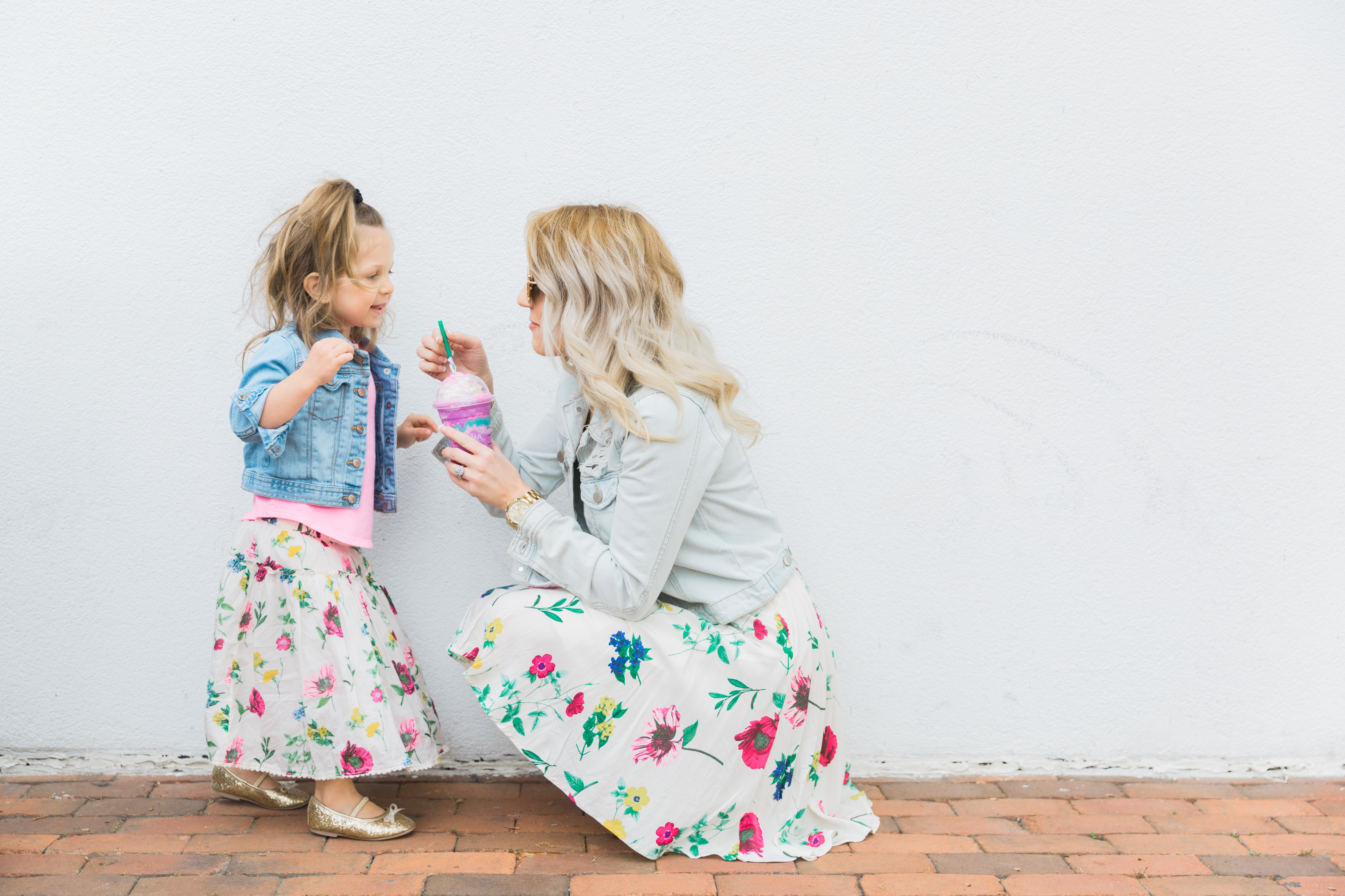 Mommy and Me Style featuring coordinating floral outfits from Old Navy. Plus the importance of spending one-on-one time with each kid. 