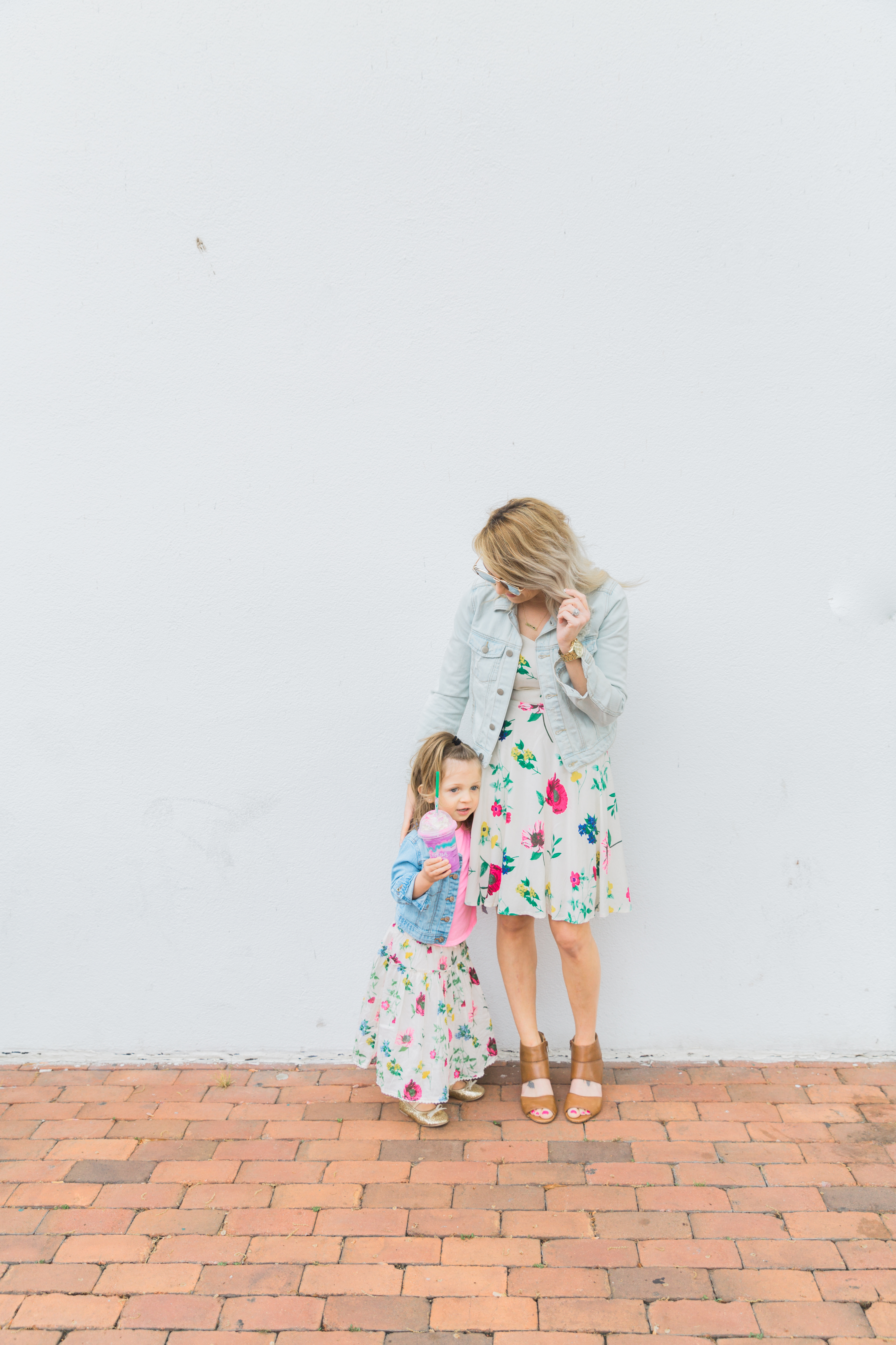 Mommy and Me Style featuring coordinating floral outfits from Old Navy. Plus the importance of spending one-on-one time with each kid. 