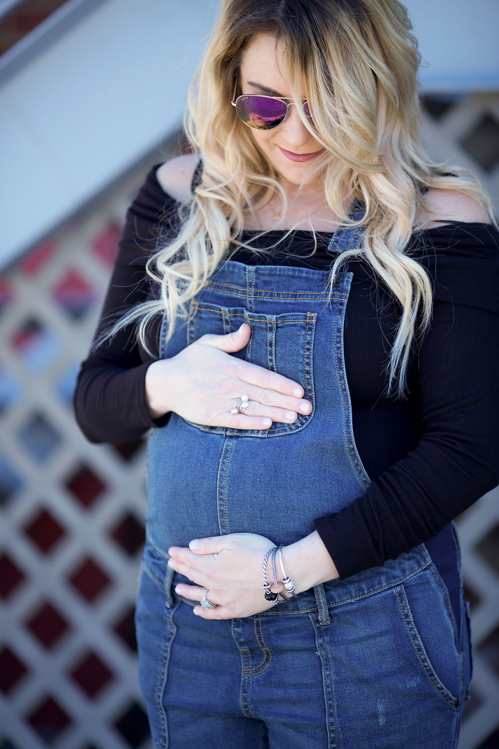 Bumpdate: 21 weeks pregnant and loving these maternity overalls! 
