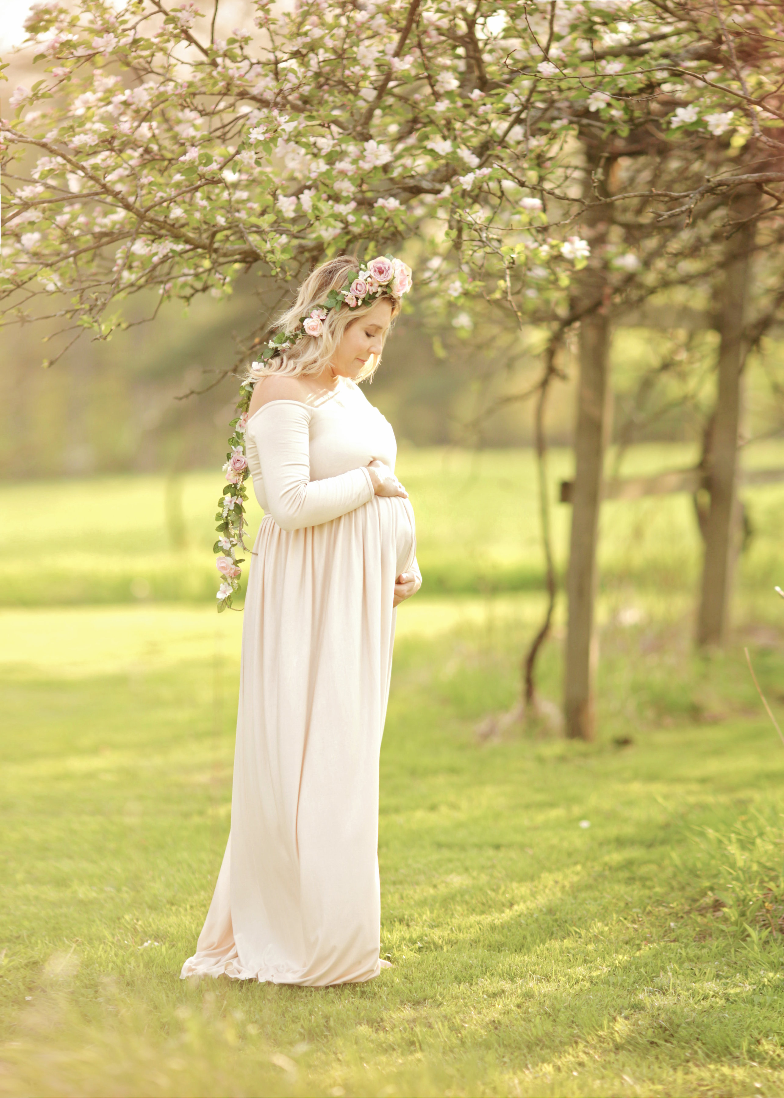 Spring boho maternity photos featuring Sew Trendy Accessories