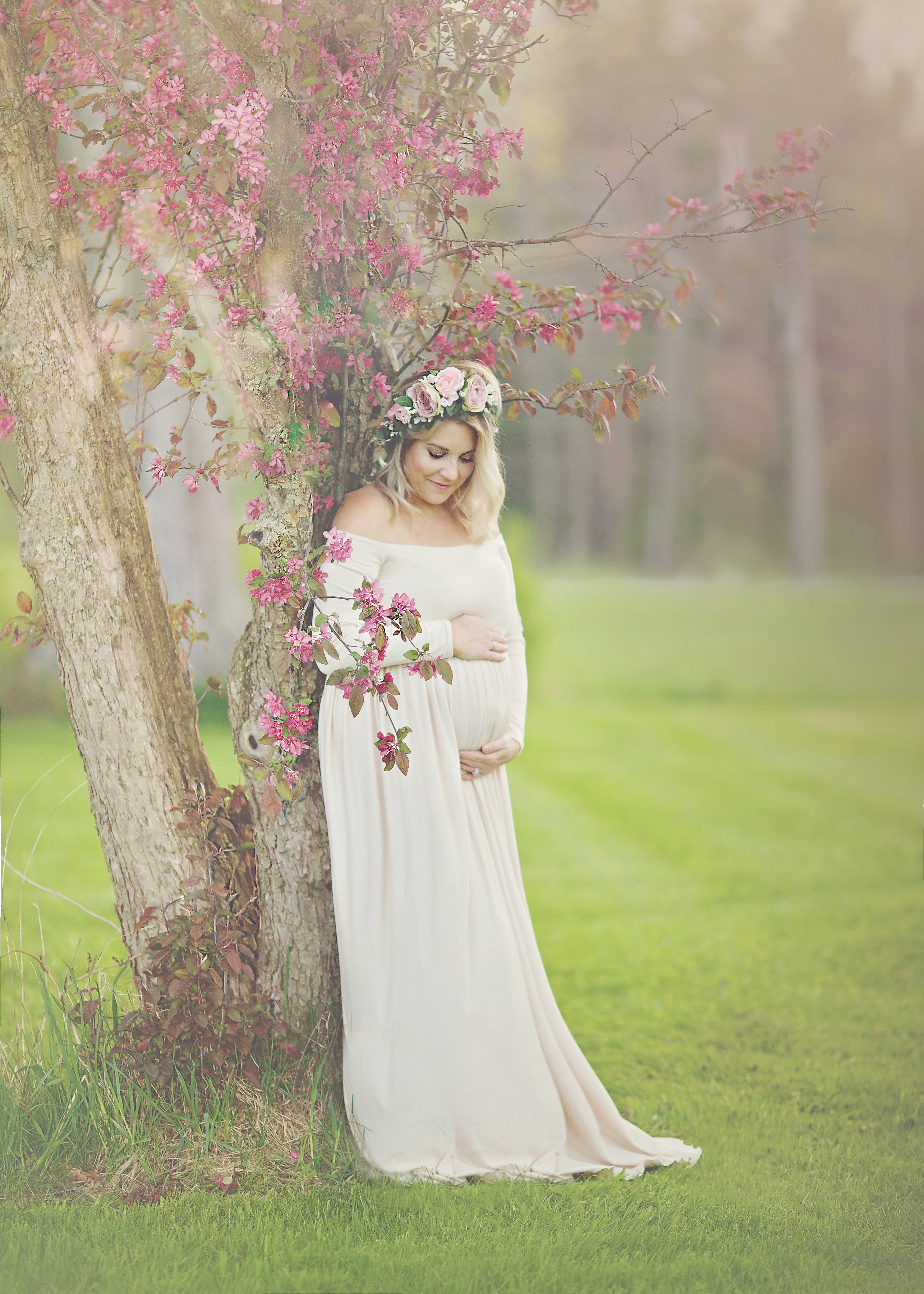 Spring boho maternity photos featuring Sew Trendy Accessories