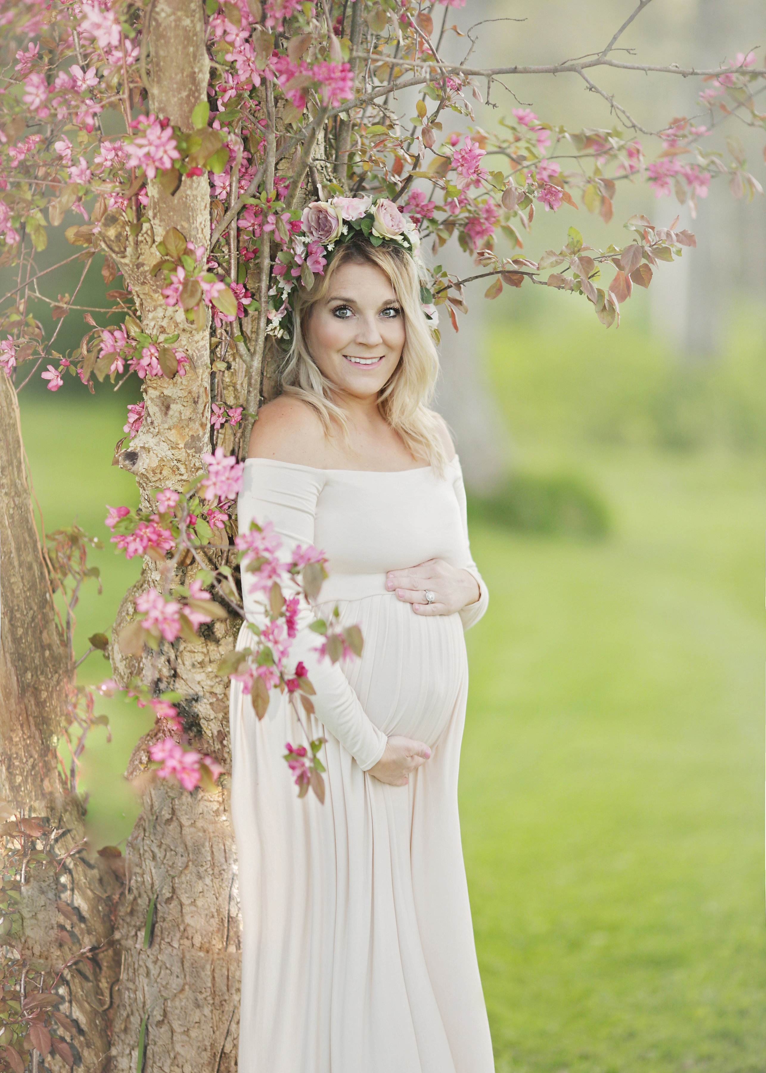 Spring boho maternity photos featuring Sew Trendy Accessories