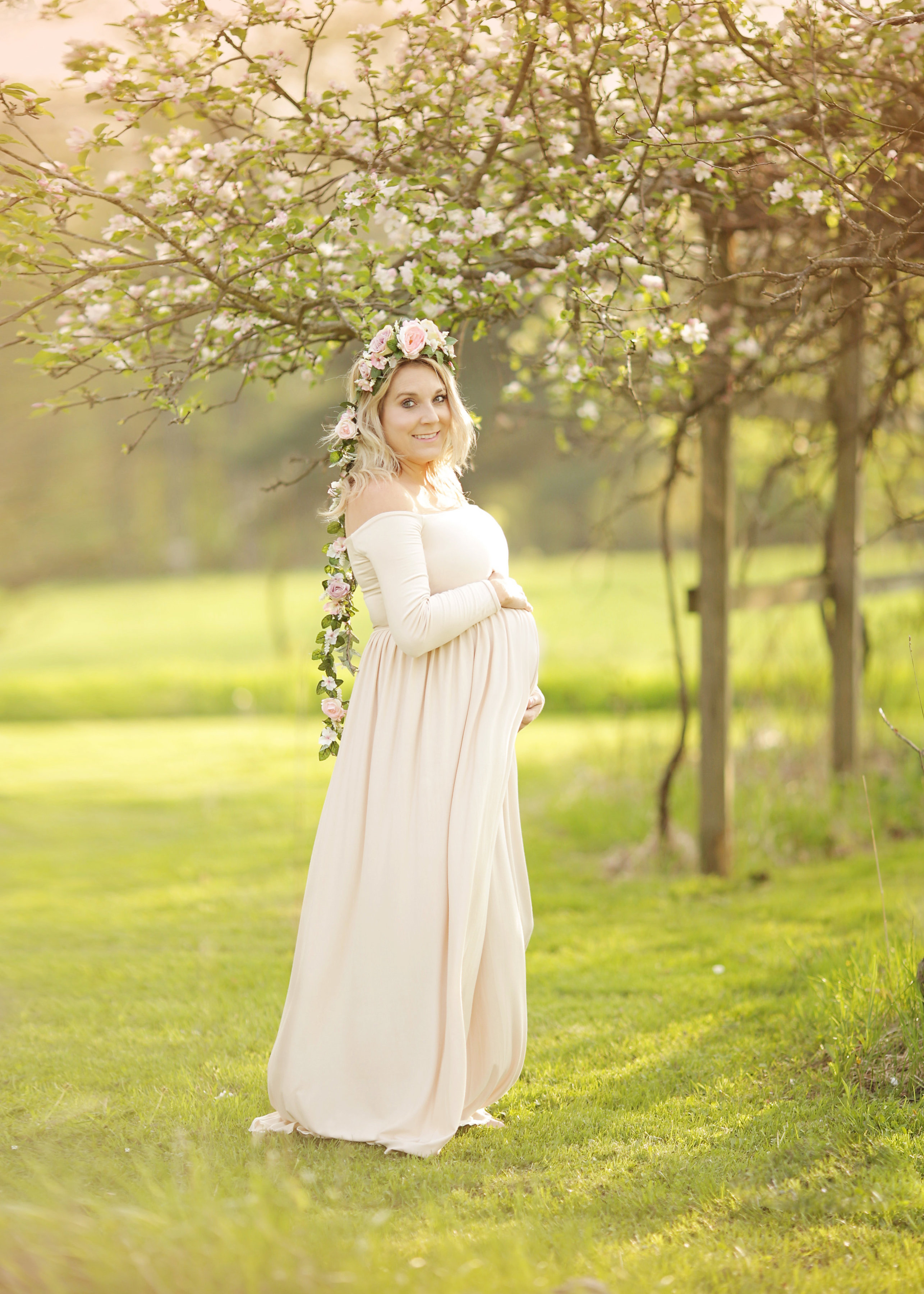 Spring boho maternity photos featuring Sew Trendy Accessories