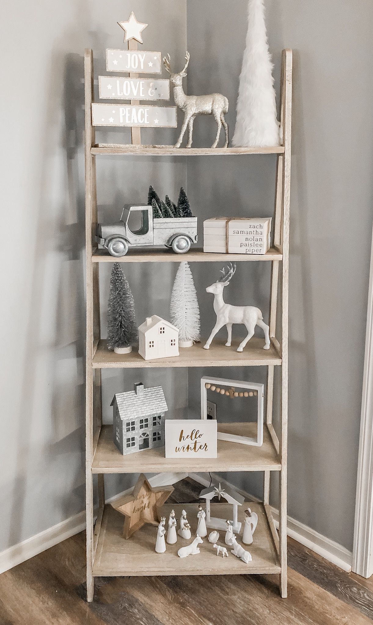 farmhouse shelf christmas decor: Farmhouse Christmas Home Tour