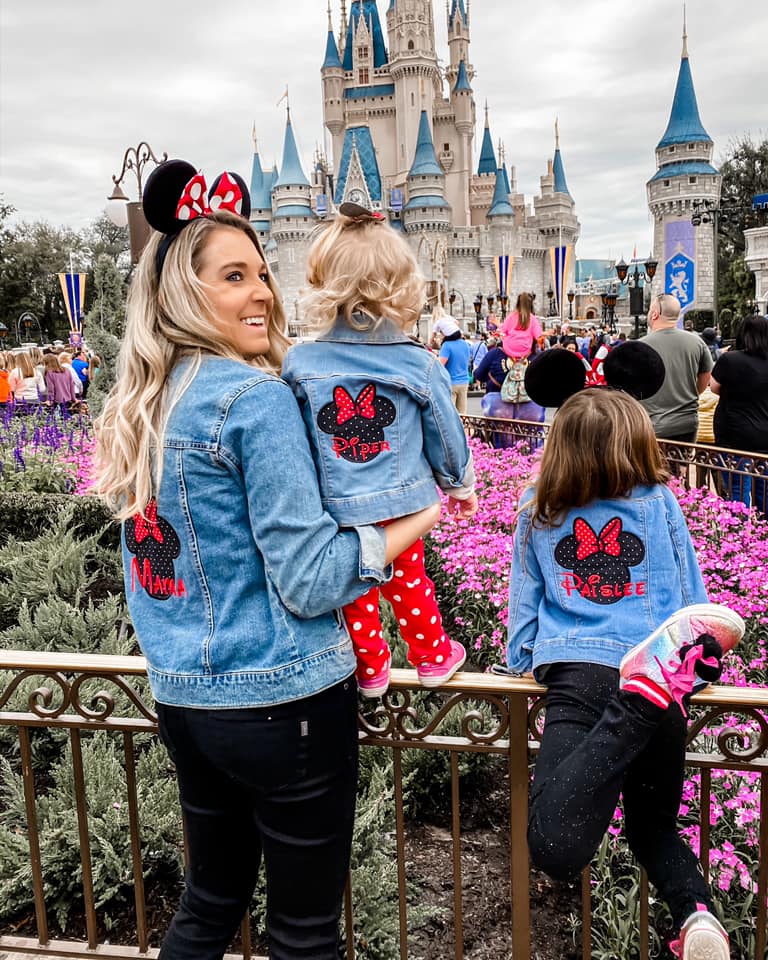 How to plan family outfits for Disney World - The Samantha Show- A  Cleveland Life + Style Blog