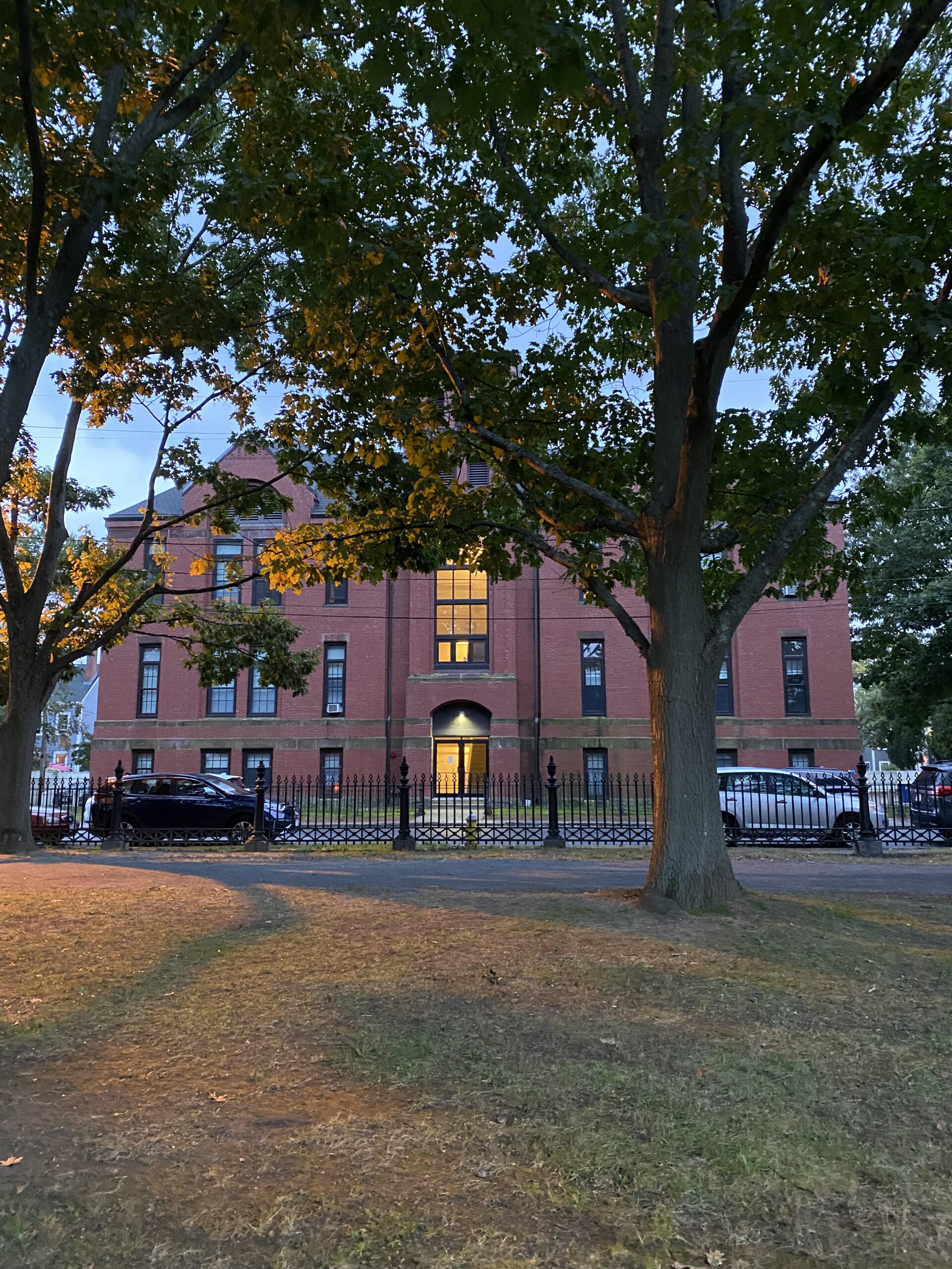 hocus pocus school in salem ma